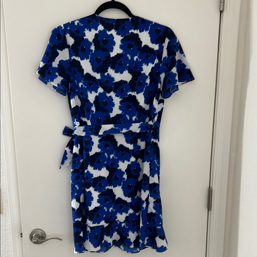 Banana Republic PRINT RUFFLE WRAP DRESS - Picture 7 of 12